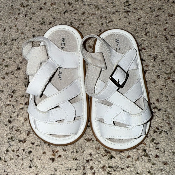 WeeSqueak Toddler Sandals Size 7 - Silent Squeakers - Picture 3 of 4